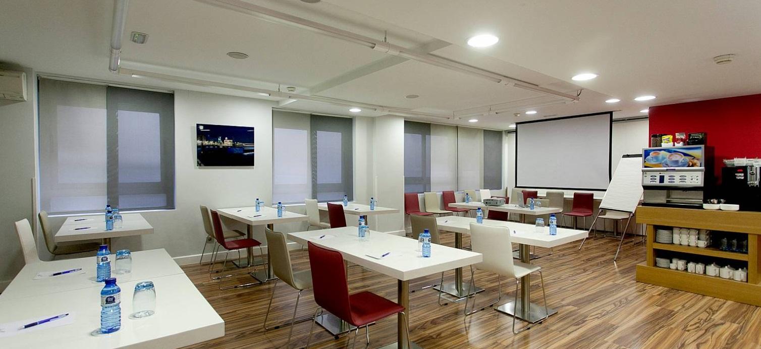 Muralto Madrid Princesa Exterior photo