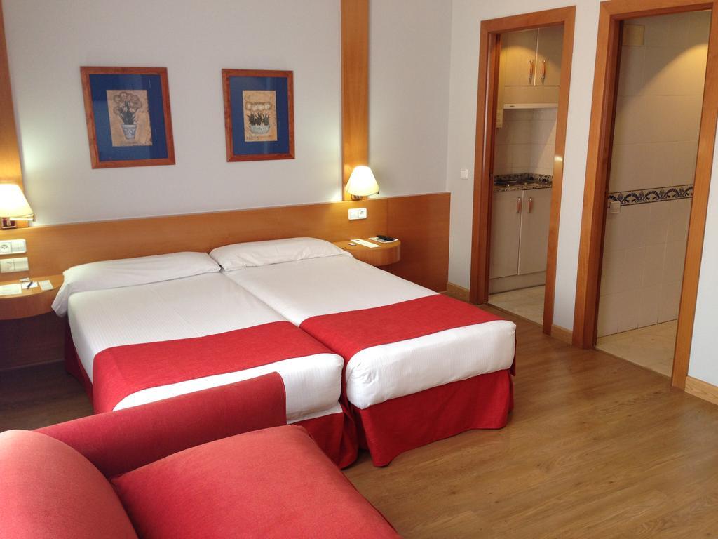 Muralto Madrid Princesa Exterior photo